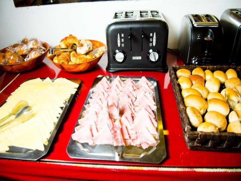 King'S Hotel Bariloche מראה חיצוני תמונה