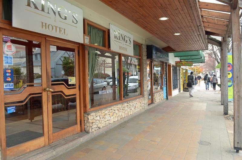 King'S Hotel Bariloche מראה חיצוני תמונה